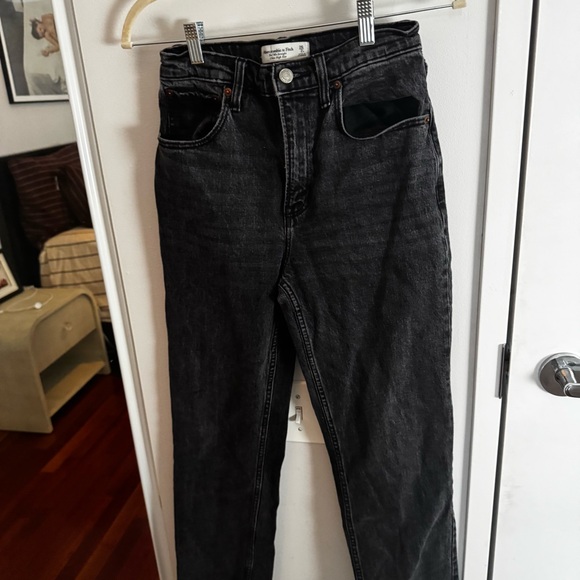 Abercrombie & Fitch 90s straight ultra high rise black jeans - 26 / 2 - Picture 5 of 6